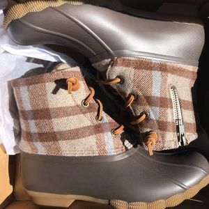 SPERRY SALTWATER  duck boots plaid